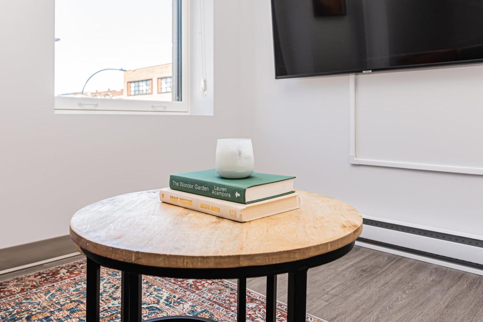 Wonderful New Studio Close To Mount Royal By Den Stays Montreal Habitación foto