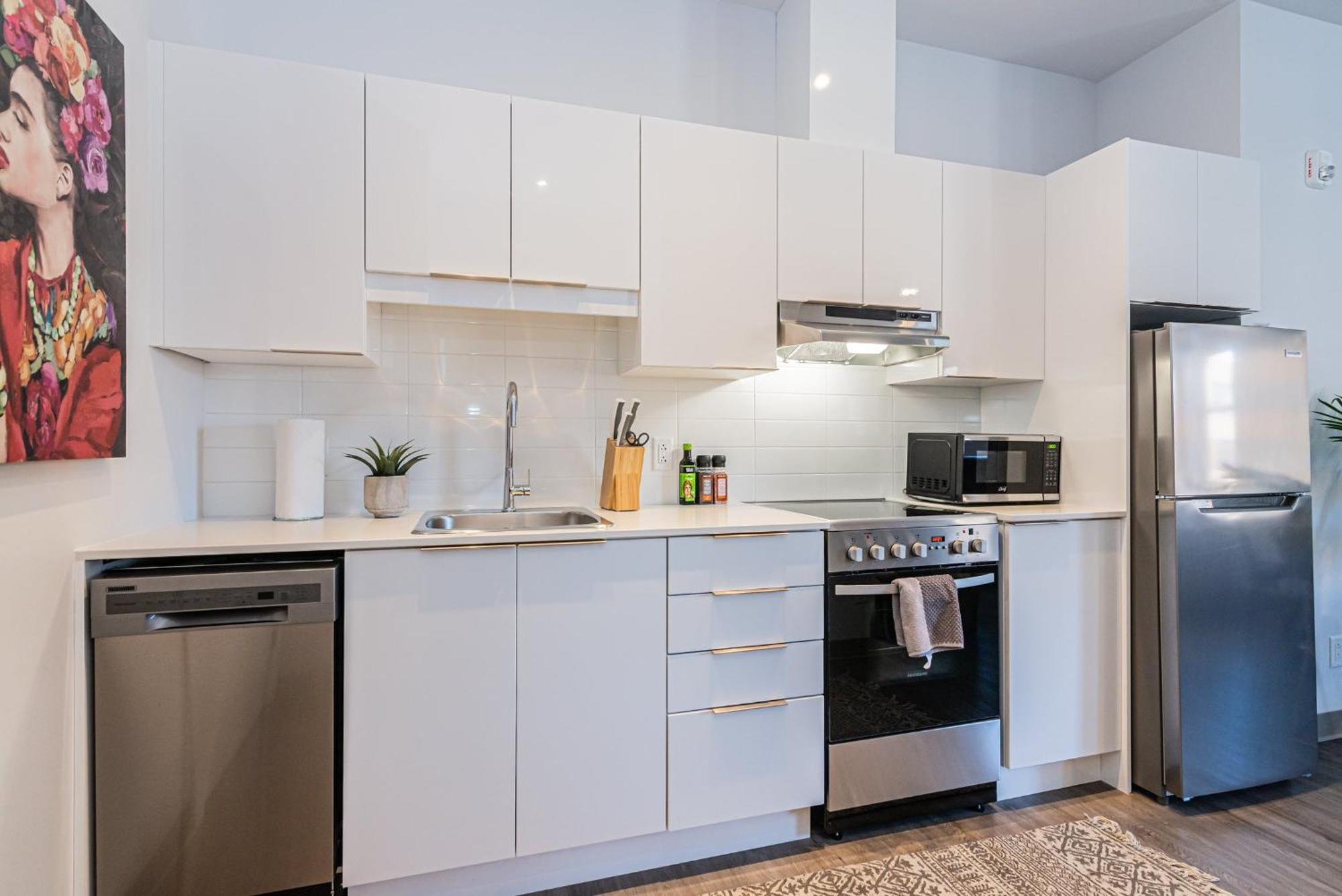 Wonderful New Studio Close To Mount Royal By Den Stays Montreal Habitación foto